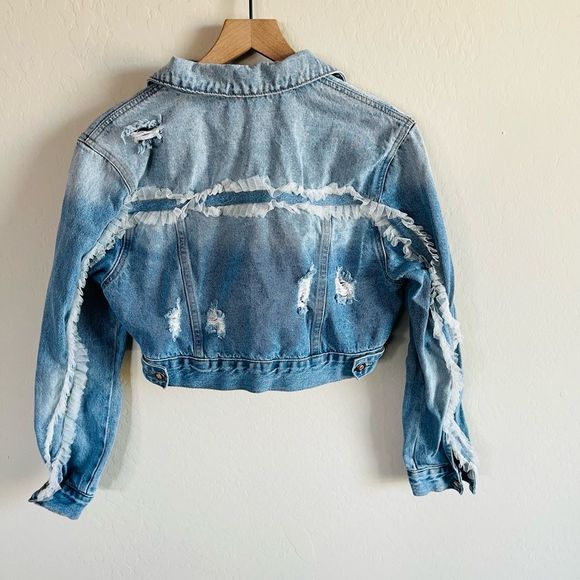 twelve by ontwelfth Jackets & Blazers - Twelve By Ontwelfth Women’s Cropped Distressed Tulle Detail Size M